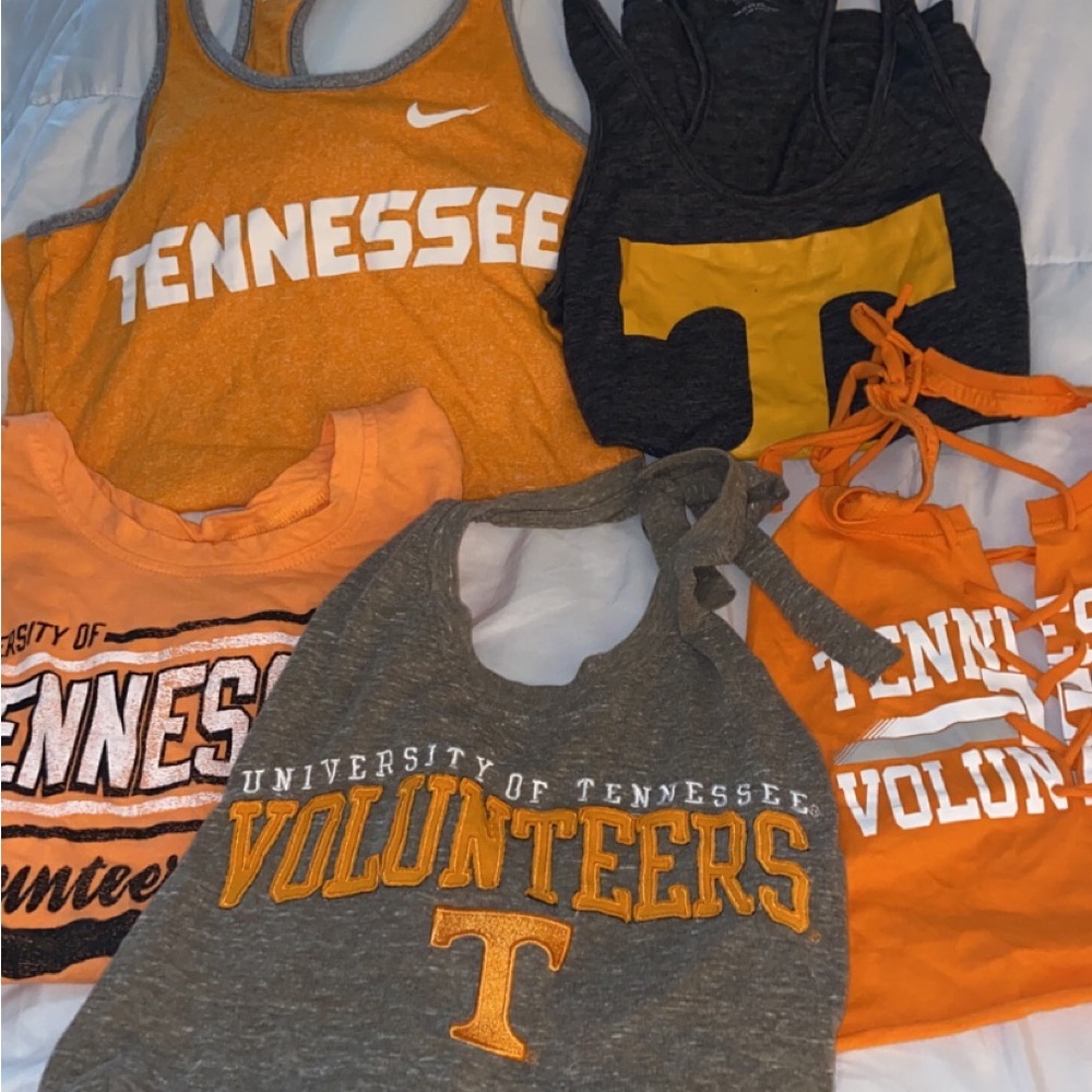 Women’s Tennessee vols small tank and halter tops.The halters are brand new .